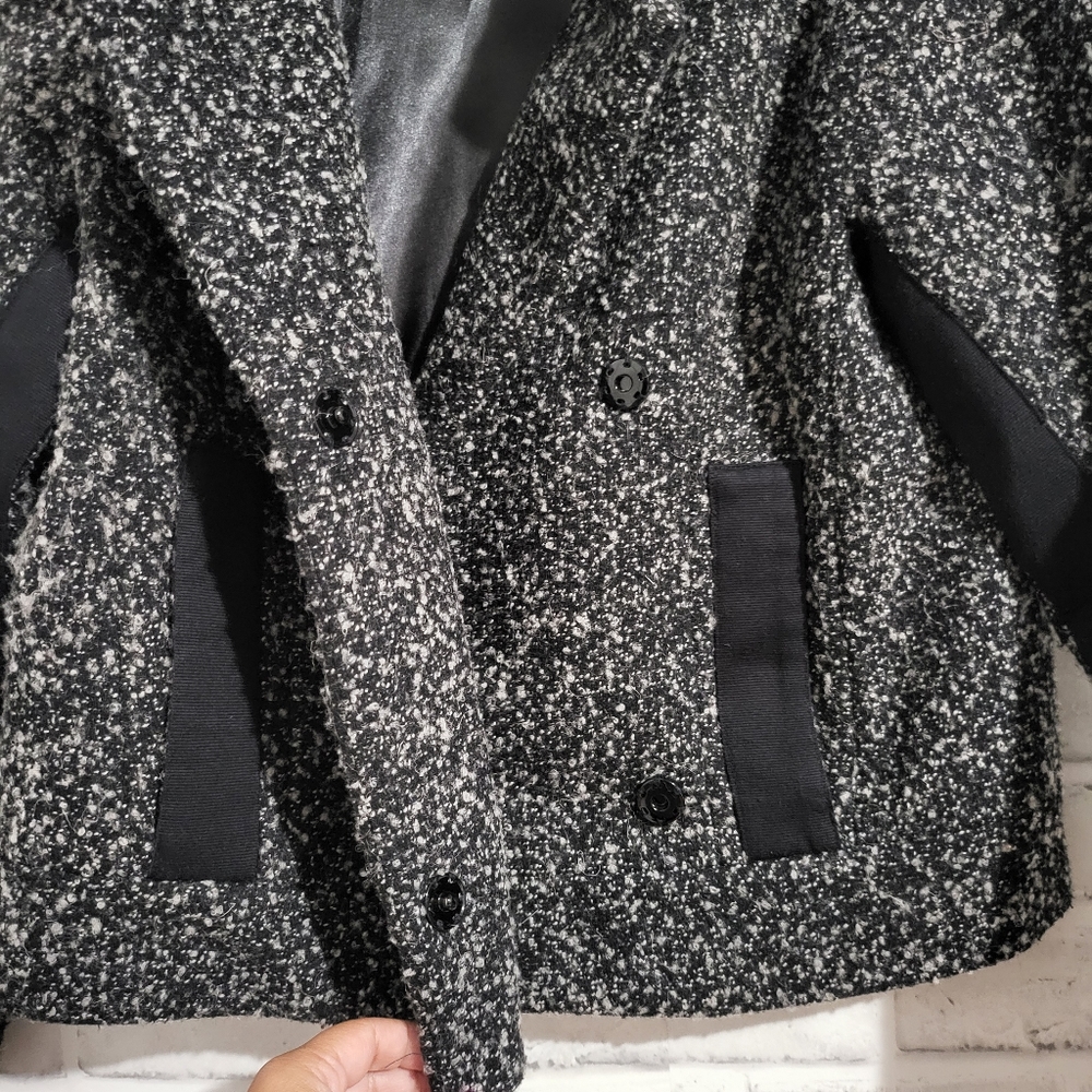 J. Crew Boucle Tweed Funnel Neck Cropped Wool-Blend Jacket Grey Marl size‎ 0 - Picture 9 of 11